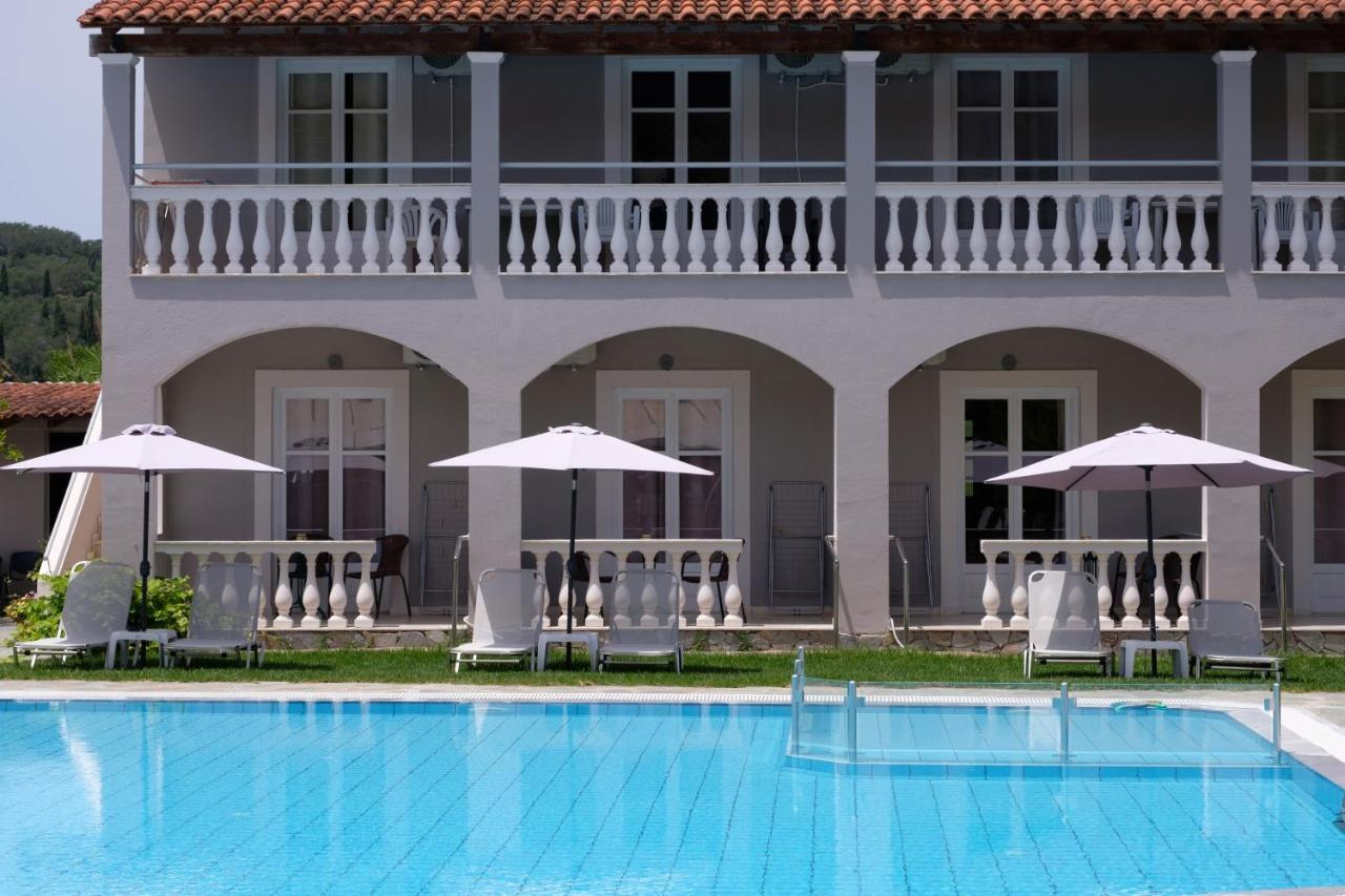 คัตซารอส สตูดิโอ แอนด์ อพาร์ตเมนต์ Aparthotel ซีดารี ภายนอก รูปภาพ